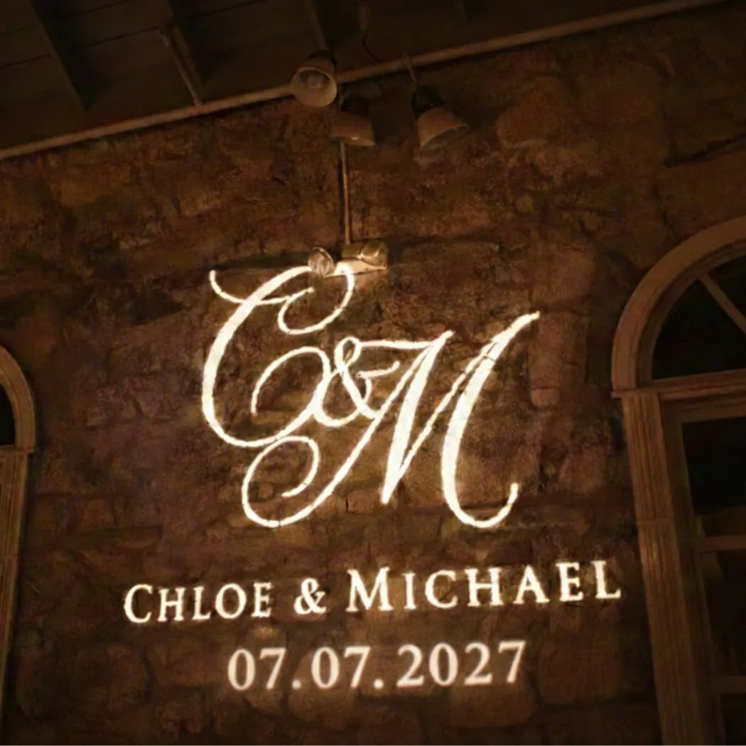 Monogram Projector Frame Monogramprojector huren - LetterLights